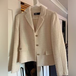 Zara blazer size small